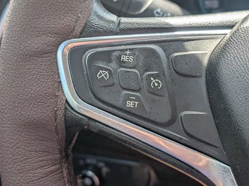 Used 2018 Chevrolet Equinox LS FWD image 28