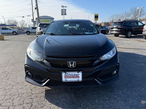 Used 2019 Honda Civic EX image 9