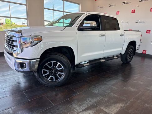 Used 2021 Toyota Tundra SR5 w/ SR5 Leather Package RWD image 3