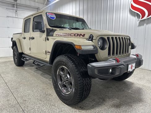 Used 2020 Jeep Gladiator Rubicon image 3