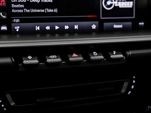 Used 2024 Porsche 911 Carrera w/ Premium Package image 54