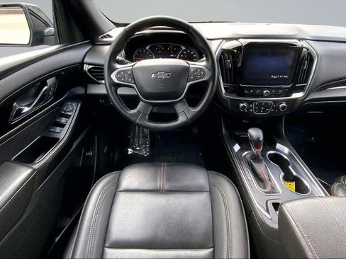 Used 2023 Chevrolet Traverse RS w/ LPO, Floor Liner Package AWD/4WD image 16