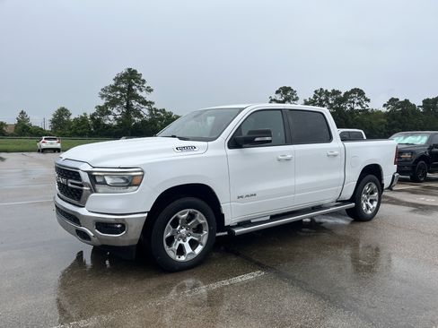 Used 2022 RAM 1500 Big Horn AWD/4WD image 4
