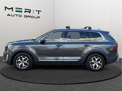 Used 2021 Kia Telluride EX w/ Towing Package image 4