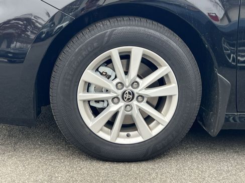 Used 2026 Toyota Camry LE FWD image 15