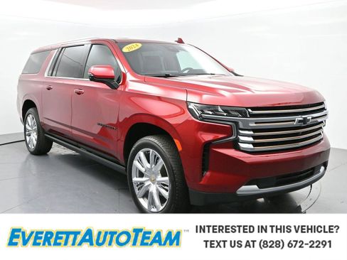 Used 2024 Chevrolet Suburban High Country AWD/4WD image 1