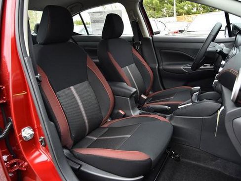 New 2025 Nissan Versa SR w/ Trunk Package image 19