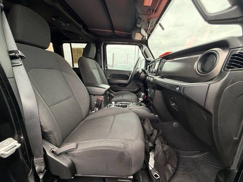 Used 2021 Jeep Wrangler Unlimited Sport AWD/4WD image 29