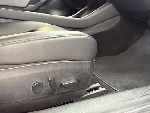 Used 2018 Tesla Model 3 Long Range image 25