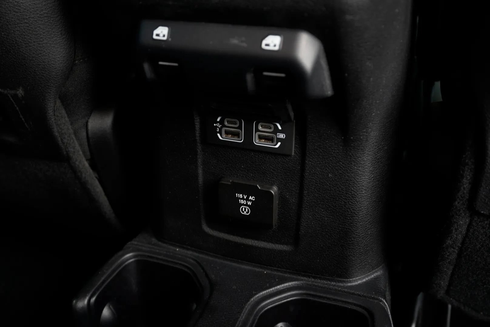 Used 2018 Jeep Wrangler Unlimited Rubicon AWD/4WD image 33