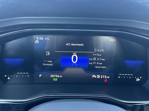 Certified 2023 Volkswagen Jetta SE FWD image 11