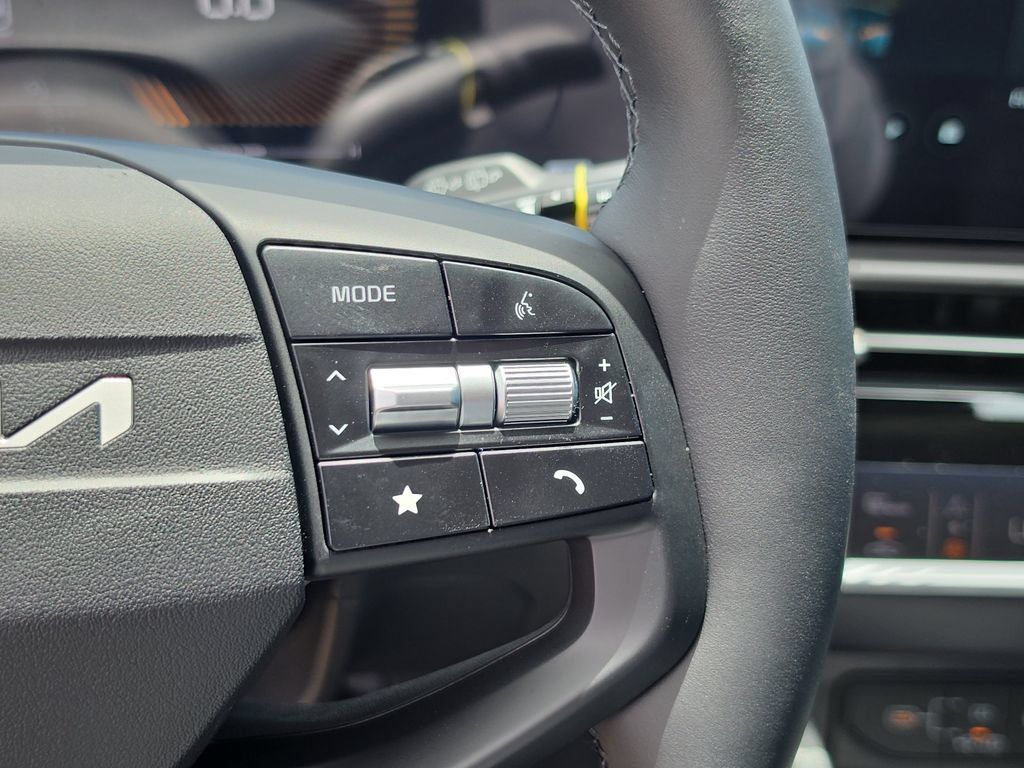 New 2027 Kia Sportage EX w/ EX Panoramic Roof Package FWD image 32
