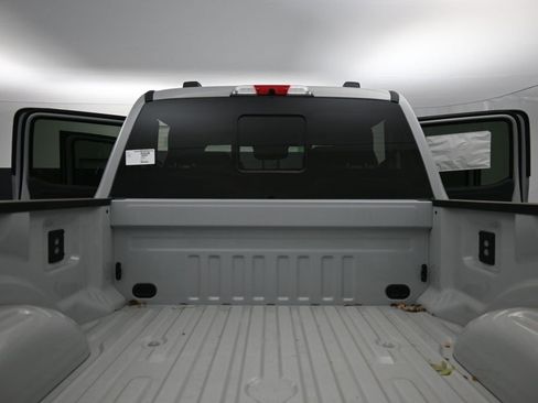 New 2026 Ford F250 Lariat w/ Chrome Package image 7