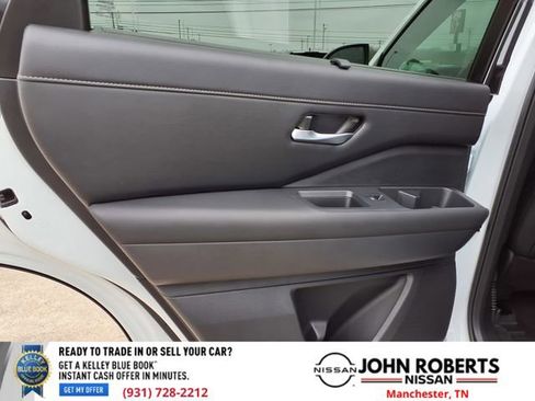 New 2026 Nissan Pathfinder SL w/ SL Premium Package AWD/4WD image 12