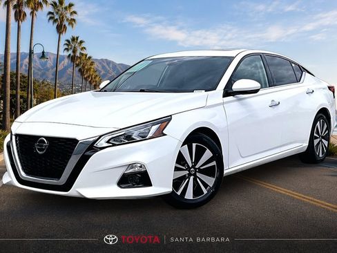 Used 2019 Nissan Altima 2.5 SV FWD image 3