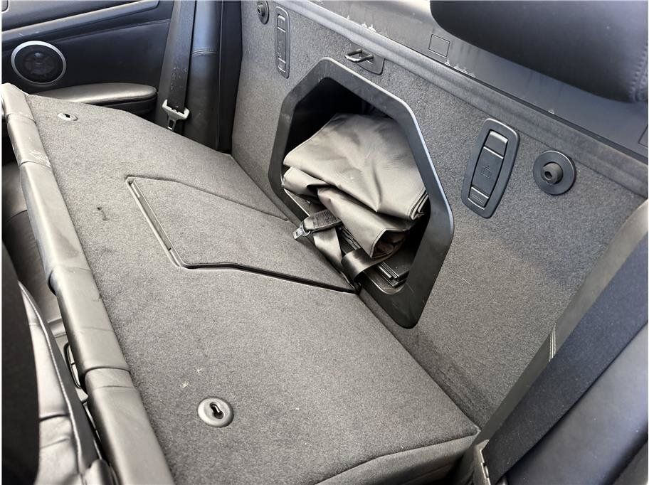 Used 2013 BMW M3 Convertible RWD image 26
