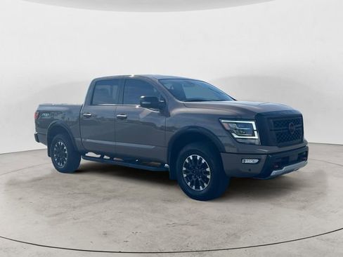 Certified 2024 Nissan Titan PRO-4X w/ Pro-4x Convenience Package AWD/4WD image 7