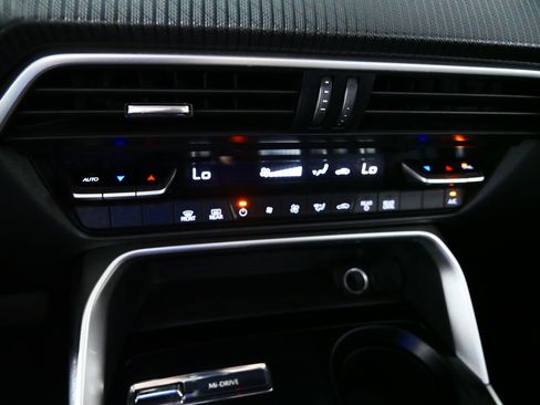 Used 2024 MAZDA CX-90 3.3 Turbo w/ Select Package AWD/4WD image 23