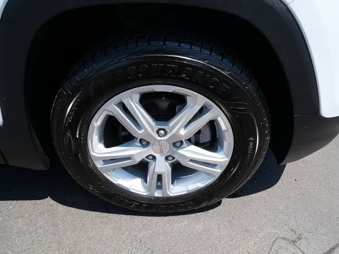 Used 2019 GMC Terrain SLE w/ Driver Convenience Package AWD/4WD image 39