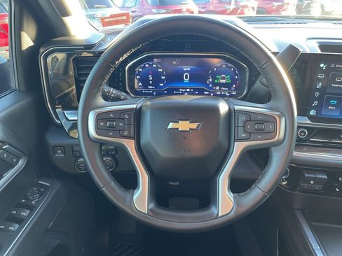 Used 2025 Chevrolet Silverado 2500 LT w/ Z71 Chrome Sport Edition image 15