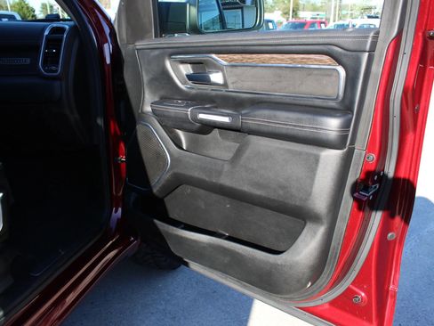 Used 2019 RAM 1500 Laramie image 28