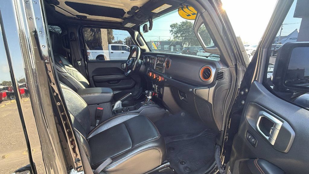 Used 2022 Jeep Gladiator Mojave w/ Trailer Tow Package AWD/4WD image 27