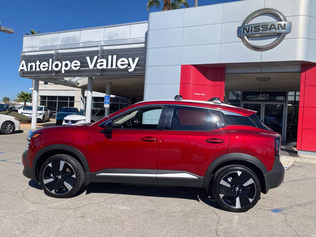Certified 2026 Nissan Kicks SR w/ Cold Weather Package AWD/4WD image 4