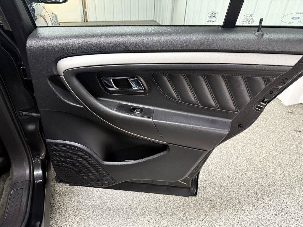Used 2014 Ford Taurus SEL w/ Equipment Group 201A FWD image 28
