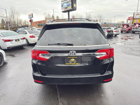 Used 2018 Honda Odyssey EX image 5