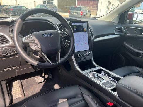 Used 2024 Ford Edge SEL w/ Convenience Package AWD/4WD image 11