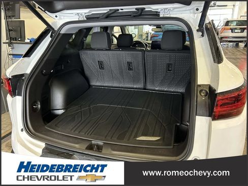 Used 2024 Chevrolet Blazer LT w/ Convenience Package image 11