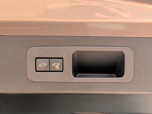 Certified 2026 Lexus LX 600 4WD w/ Accessory Package (Z1) image 29