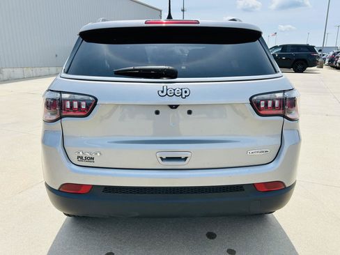 Used 2023 Jeep Compass Latitude AWD/4WD image 33