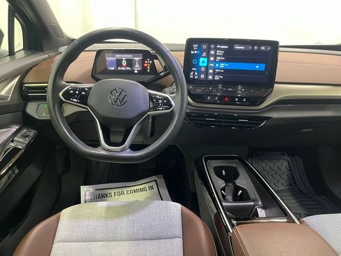 Certified 2023 Volkswagen ID.4 Pro image 17