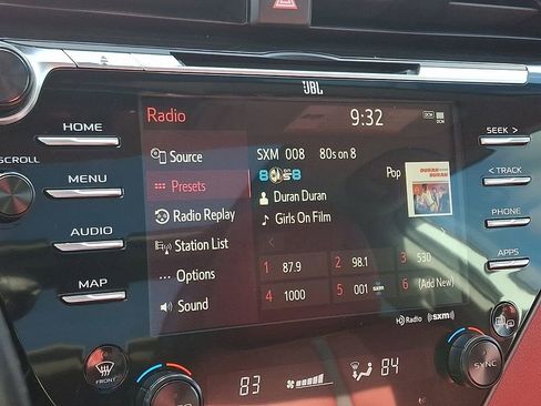 Used 2019 Toyota Camry XSE image 18