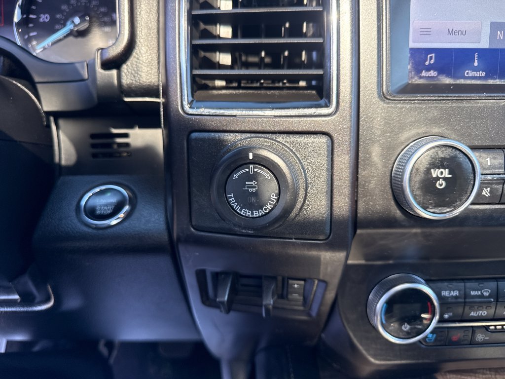 Used 2020 Ford Expedition Limited w/ Equipment Group 302A AWD/4WD image 40
