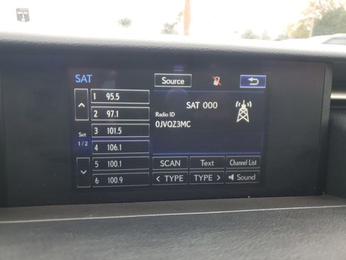 Used 2017 Lexus RC 350 image 18