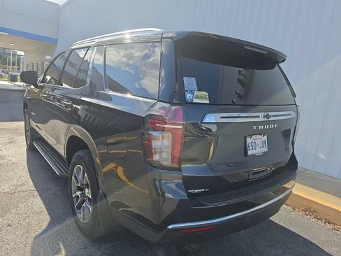 Used 2024 Chevrolet Tahoe LS RWD image 4