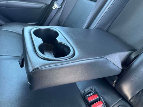 Used 2024 Toyota Prius Prime FWD image 18