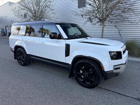 Certified 2024 Land Rover Defender 130 S image 4