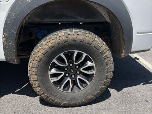 Used 2013 Ford F150 Raptor w/ Plus Pkg AWD/4WD image 21