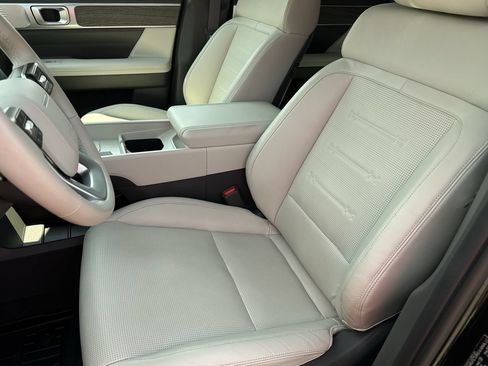 Certified 2024 Hyundai Santa Fe Limited AWD/4WD image 14