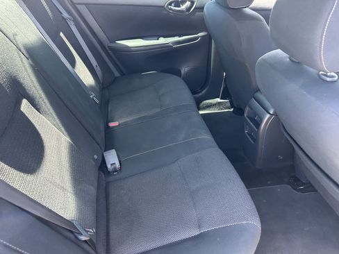 Used 2019 Nissan Sentra S FWD image 13