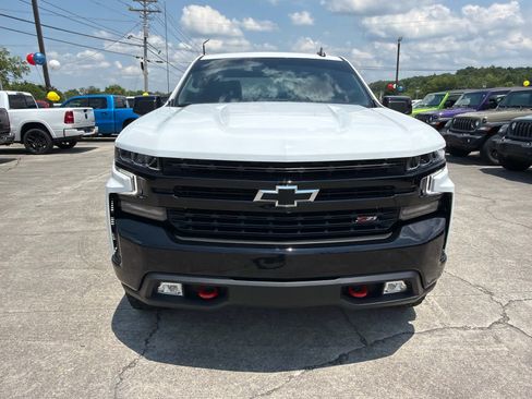 Used 2021 Chevrolet Silverado 1500 LT Trail Boss w/ Bed Protection Package AWD/4WD image 3