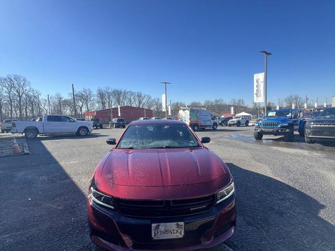 Used 2022 Dodge Charger SXT w/ Blacktop Package image 7