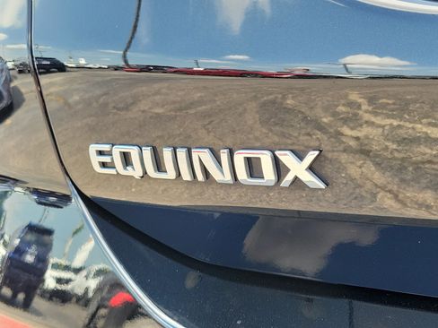 Used 2023 Chevrolet Equinox Premier AWD/4WD image 6
