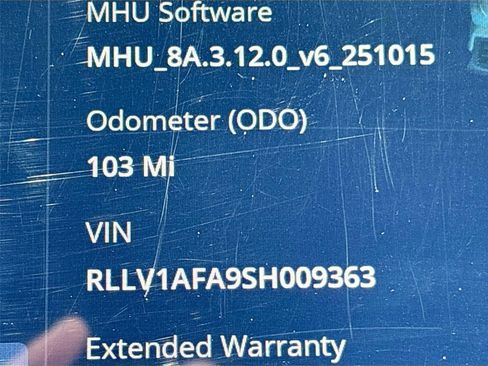 New 2025 VinFast VF 8 Plus AWD/4WD image 12