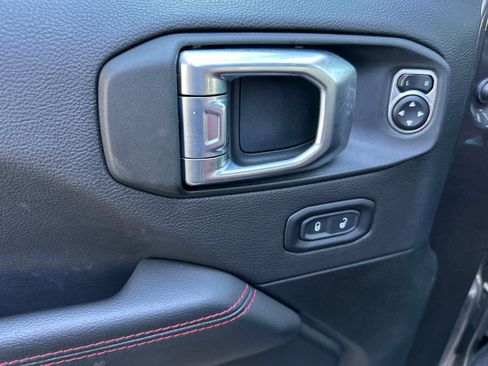 Used 2023 Jeep Wrangler Unlimited Rubicon 4xe AWD/4WD image 8