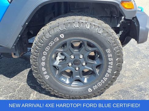 Used 2023 Jeep Wrangler Unlimited AWD/4WD image 24