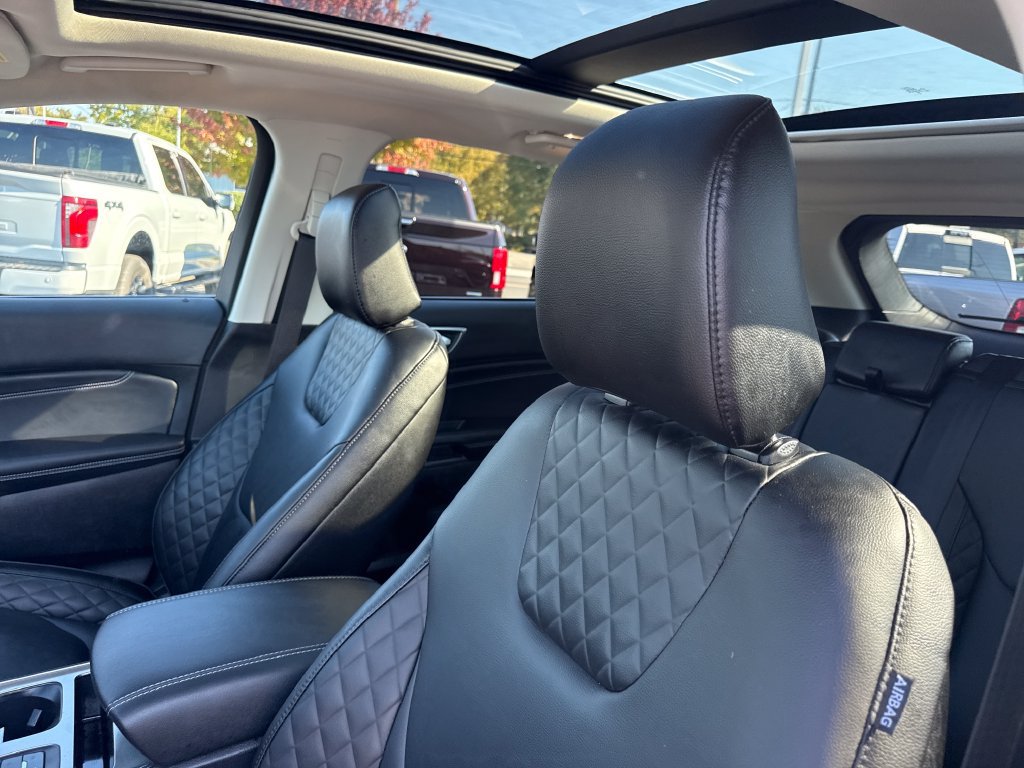Used 2024 Ford Edge Titanium AWD/4WD image 23